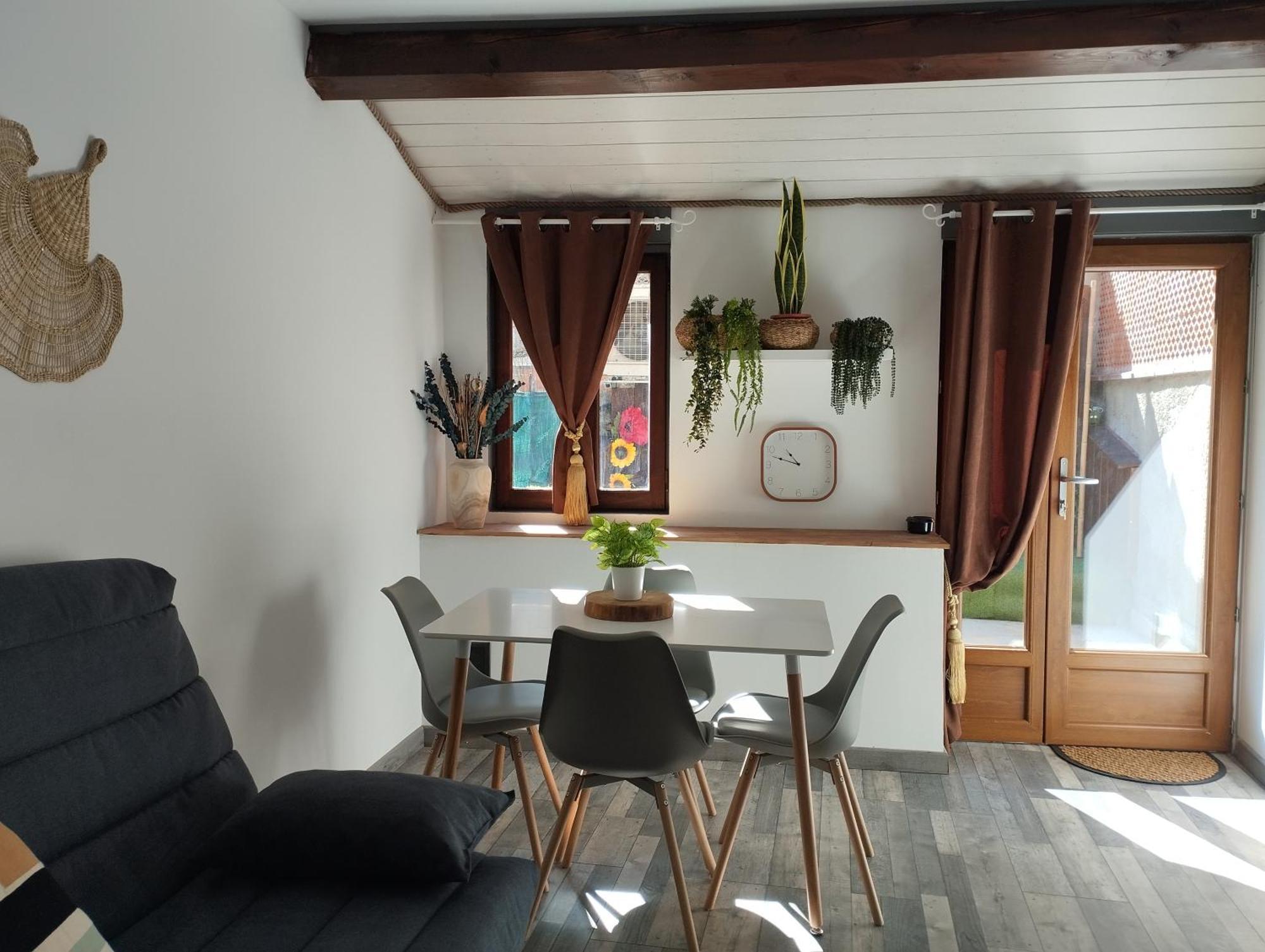 דירות ויילפרנץ'-דה-קונפלן Au Pied Des Remparts 10 Rue Saint Jean מראה חיצוני תמונה